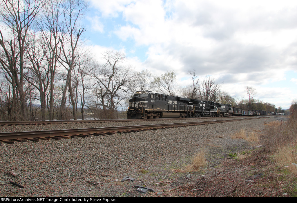 NS 8120 leading train 11K through Cove PA